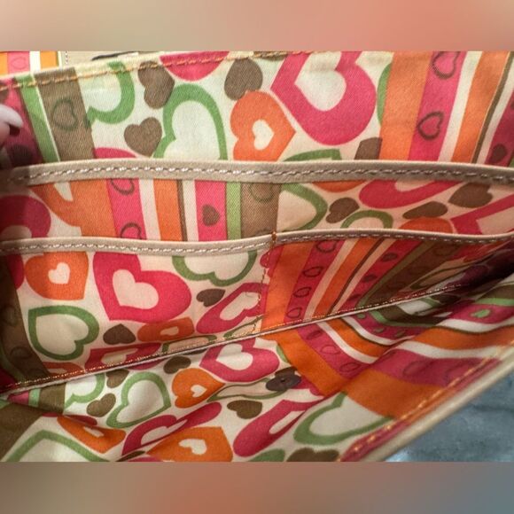 Lovcat Tan Wristlet with Gold Heart Crystal Embellishment Slim and Sleek - Picture 6 of 8